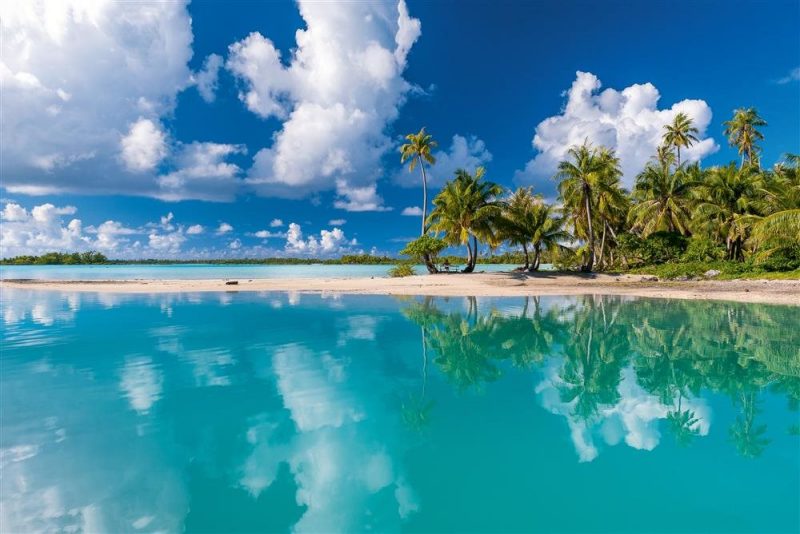 las islas de tahití celebran el 50º aniversario bungalow