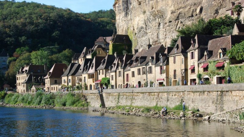 descubre la nueva web de turismo de francia
