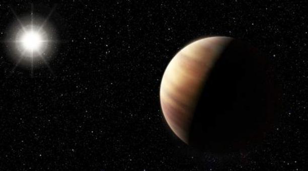 Sistema Planetario Anómalo Exoplaneta