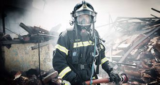 nuestros héroes del covid-19 : los bomberos