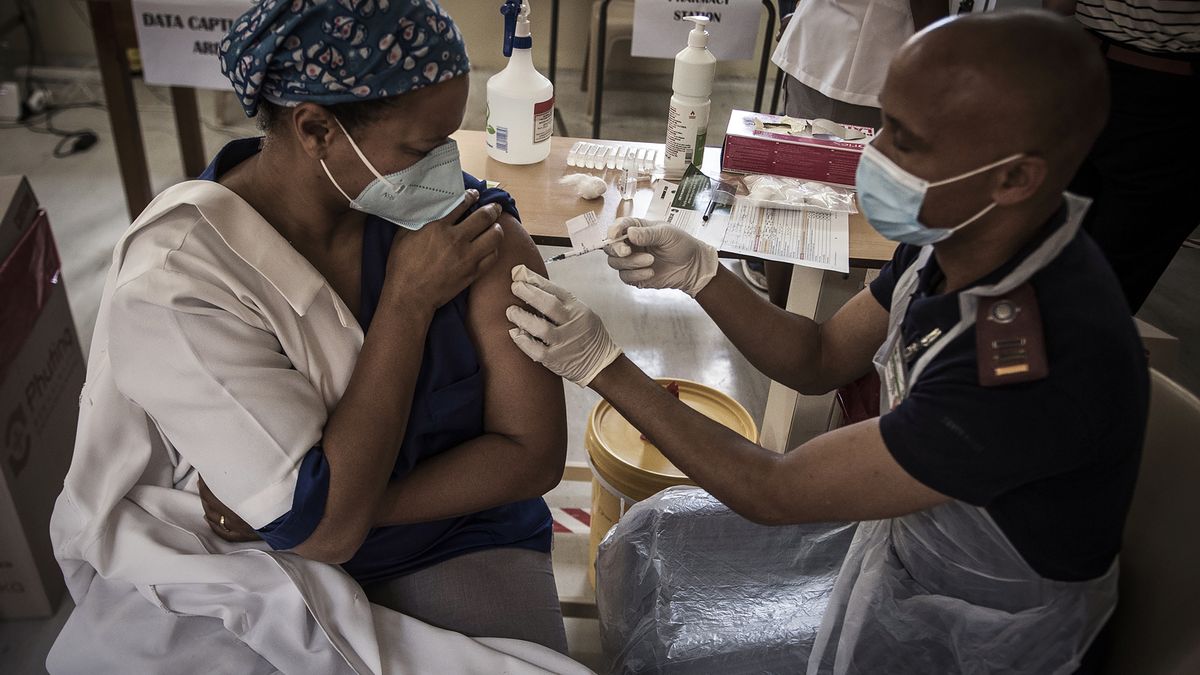 Por que la vacunacion no esta llegando a Africa y que hacer