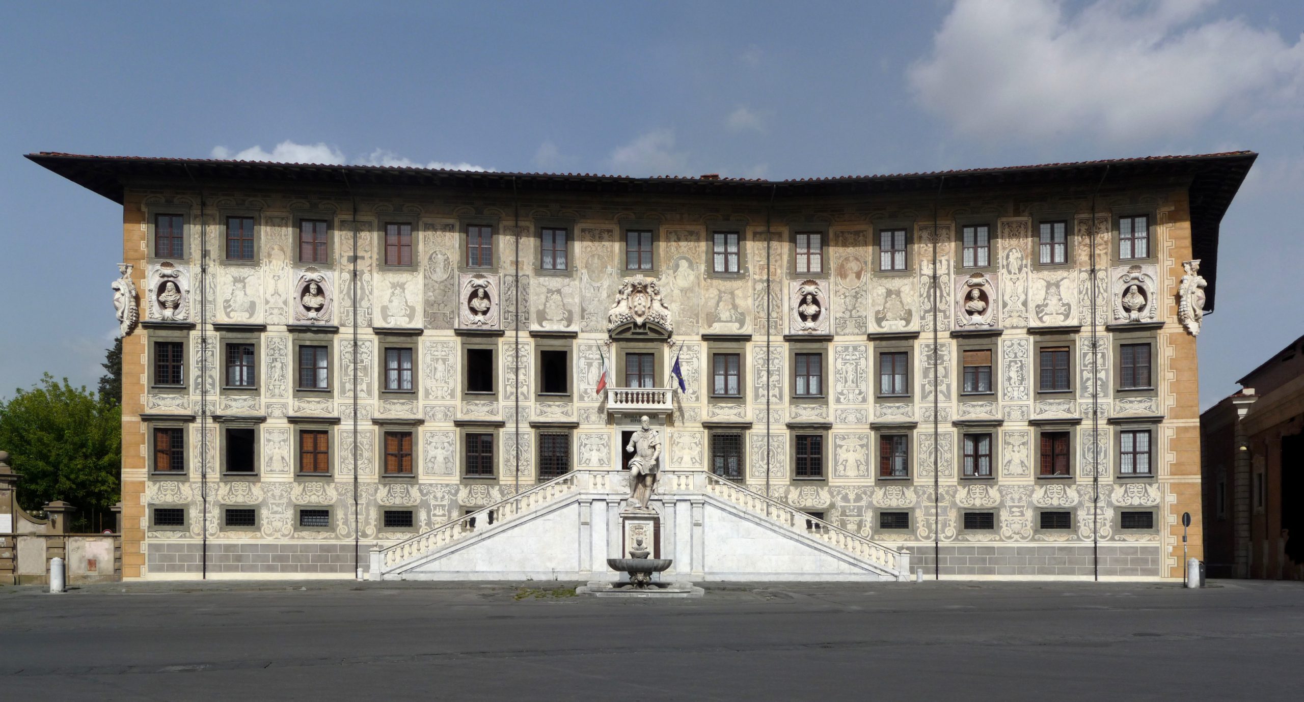 5 Escuela Normal Superior de Pisa Italia