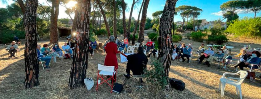 Los Socios de Villa Rosita disfrutan de un concierto en su parcela